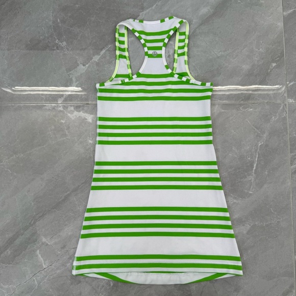 Women’s Lululemon Cool Racerback Striped Tank Top Ocean Stripe Frond Size 2 - Picture 8 of 16